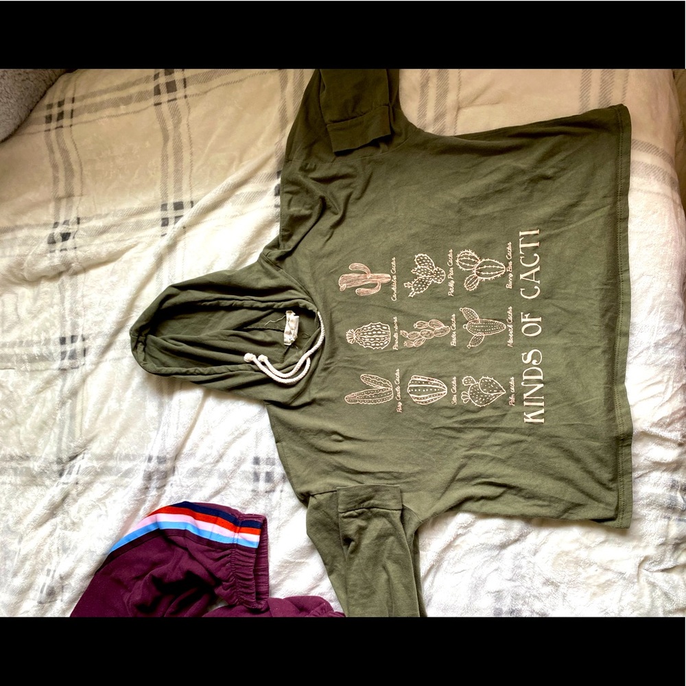 Cacti crop hoodie:)